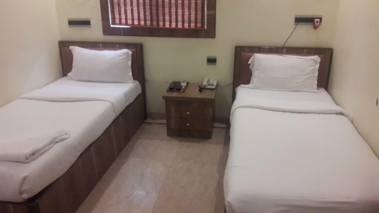 فندق مومبايفي  Shine Hospitality المظهر الخارجي الصورة
